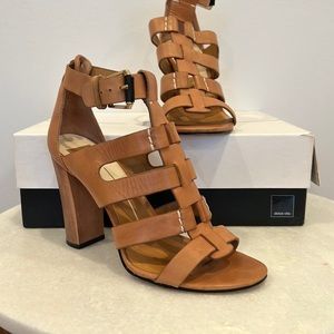 Dolce Vita Niro Sandal